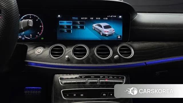 Mercedes-Benz E-Class W213 2022 Белый из Кореи, фото 5