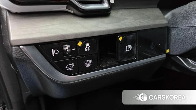 Kia Sportage 5th Generation Hybrid 2023 Серый из Кореи, фото 5