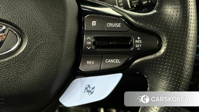 Hyundai Veloster (JS) 2018 Светло-серебряный цвет из Кореи, фото 5