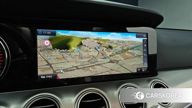 Mercedes-Benz E-Class W213 2018 Серый из Кореи, фото 5