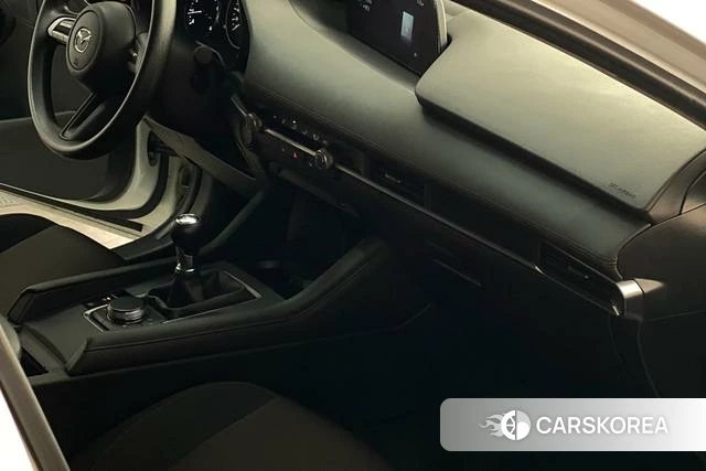 Mazda 3 Angkesaila 2023 Белый из Китая, фото 5