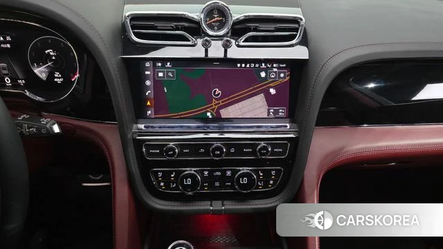 Bentley Bentayga 2023 Черный из Кореи, фото 5