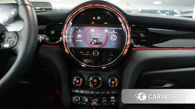 Mini Cooper 2023 Черный из Кореи, фото 5