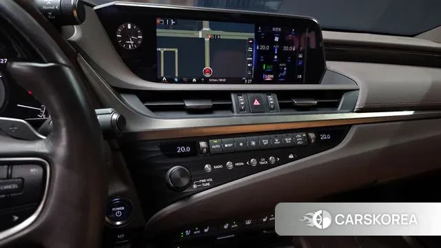 Lexus ES300h 7th generation 2019 Серый из Кореи, фото 5