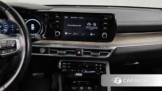 Kia K5 3rd generation 2023 Черный из Кореи, фото 5