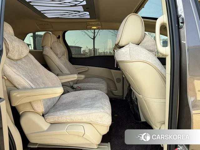 Buick GL8 2023 Коричневый из Китая, фото 5
