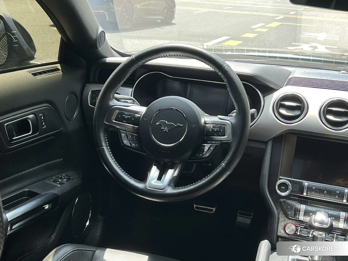 Ford Mustang 2019 Темно-серый из Китая, фото 5