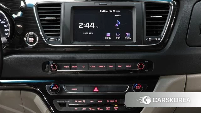 Kia The New Carnival 2019 Белый из Кореи, фото 5