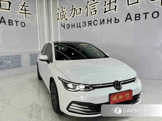 Volkswagen Golf 2023 Белый из Китая, фото 5