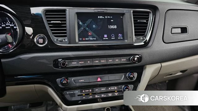 Kia The New Carnival 2018 Черный из Кореи, фото 5