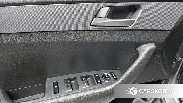 Hyundai Sonata New Rise 2018 Серебристо-серый из Кореи, фото 5