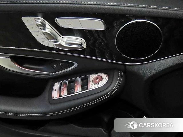Mercedes-Benz C-Class W205 2019 Черный из Кореи, фото 5