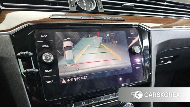 Volkswagen Passat GT (B8) 2018 Серебристо-серый из Кореи, фото 5