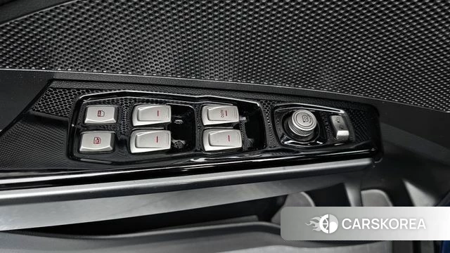 Ssangyong Tivoli Armor 2018 Синий из Кореи, фото 5