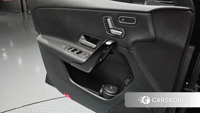 Mercedes-Benz A-Class W177 2020 Черный из Кореи, фото 5