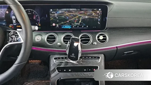 Mercedes-Benz E-Class W213 2022 Белый из Кореи, фото 5