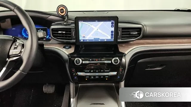 Ford Explorer 6th Generation 2023 Черный из Кореи, фото 5