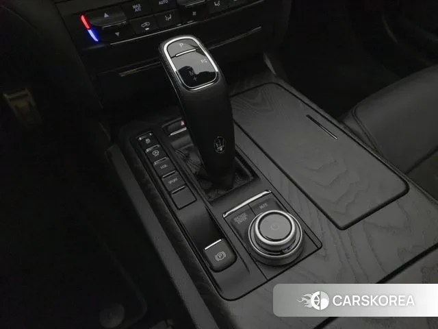 Maserati Ghibli 2022 Черный из Кореи, фото 5