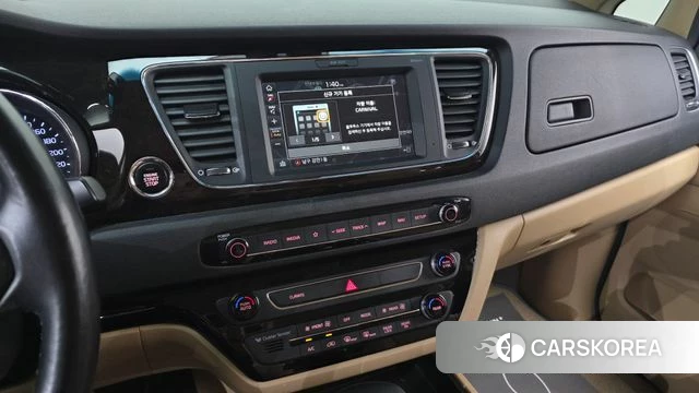 Kia The New Carnival 2018 Белый из Кореи, фото 5