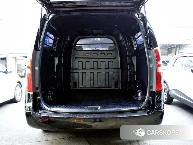 Hyundai The New Grand Starex 2018 Черный из Кореи, фото 5