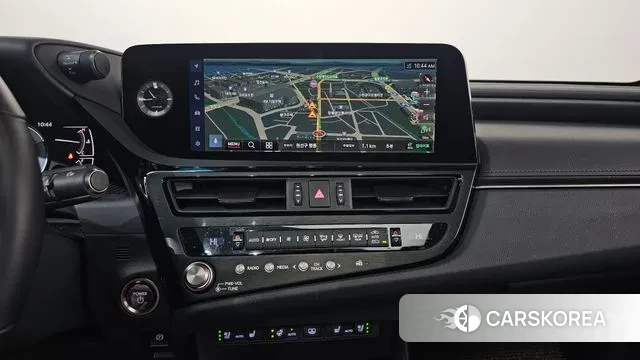 Lexus ES300h 7th generation 2025 Серый из Кореи, фото 5