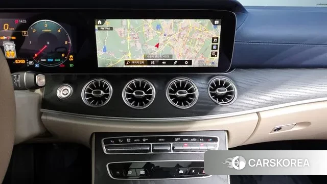 Mercedes-Benz E-Class W213 2023 Белый из Кореи, фото 5