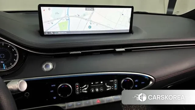 Genesis GV70 2023 Белый из Кореи, фото 5