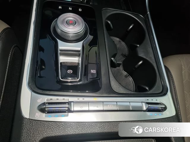 Kia The New Carnival 4th Generation 2025 Белый из Кореи, фото 5
