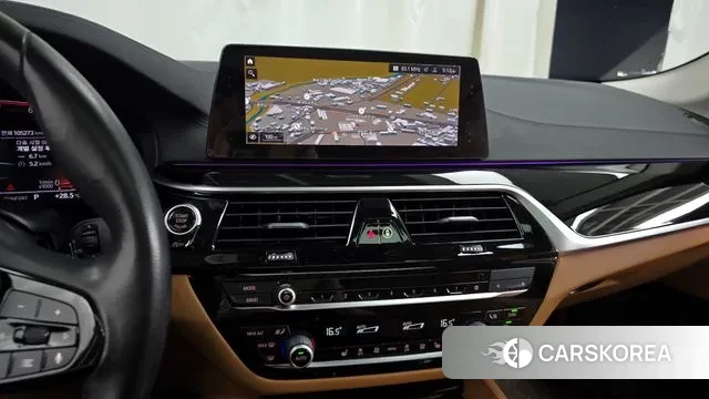 BMW 5 Series (G30) 2019 Серый из Кореи, фото 5