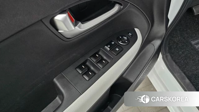 Kia The New Kia Ray EV 2023 Белый из Кореи, фото 5