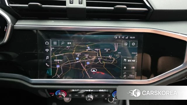 Audi Q3 (F3) 2020 Белый из Кореи, фото 5