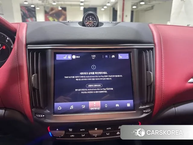 Maserati Levante 2023 Серый из Кореи, фото 5