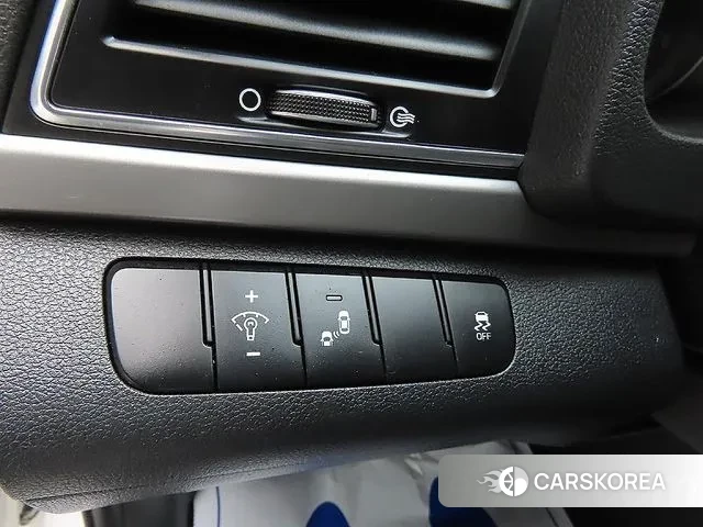 Hyundai Avante AD 2018 Белый из Кореи, фото 5