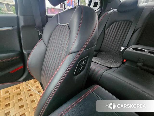 Genesis G70 2018 Черный из Кореи, фото 5