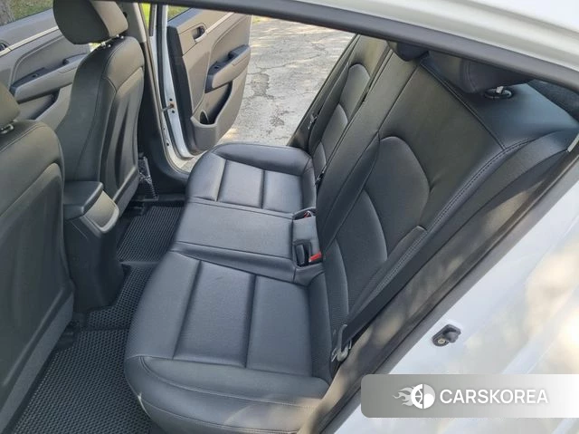 Hyundai Avante AD 2018 Белый из Кореи, фото 5