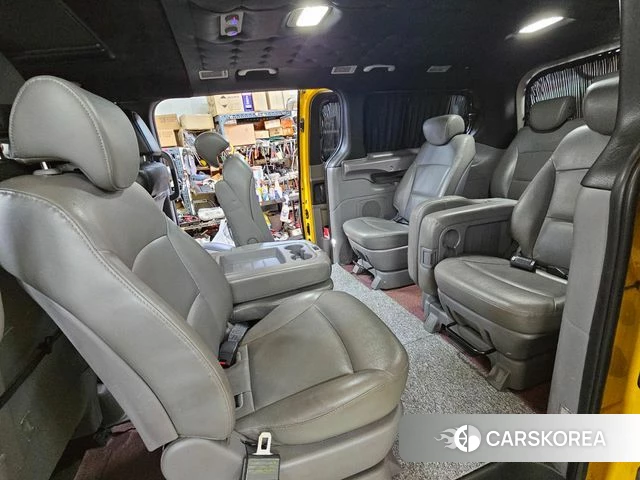 Hyundai The New Grand Starex 2018 Желтый из Кореи, фото 5