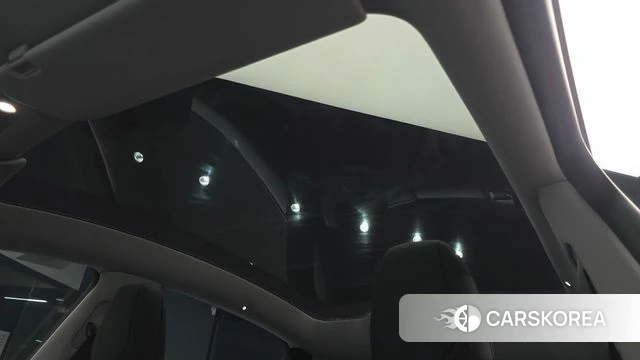 Tesla Model Y 2025 Белый из Кореи, фото 5
