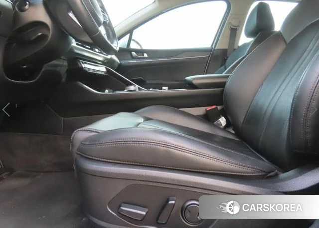 Kia K5 3rd generation 2022 Белый из Кореи, фото 5