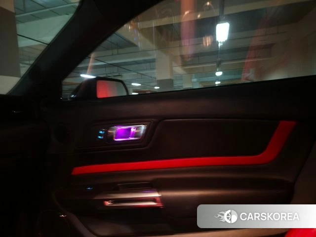 Ford Mustang 2020 Черный из Кореи, фото 5