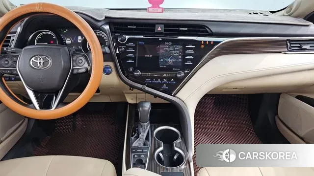 Toyota Camry (XV70) 2018 Черный из Кореи, фото 5