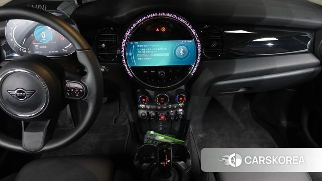 Mini Cooper 2023 Белый из Кореи, фото 5