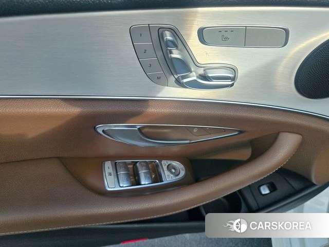 Mercedes-Benz E-Class W213 2020 Белый из Кореи, фото 5