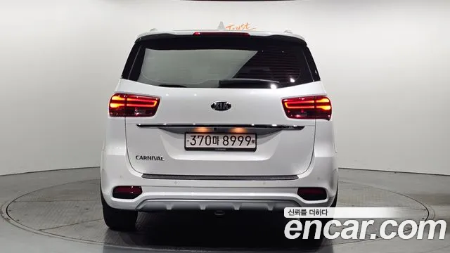 Kia The New Carnival 2019 Белый из Кореи, фото 5