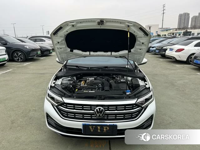 Volkswagen Sagitar 2024 Белый из Китая, фото 5