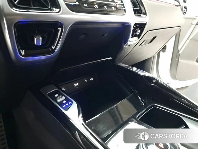 Kia Sorento 4th Generation 2023 Жемчужный цвет из Кореи, фото 5