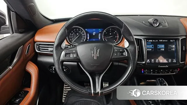 Maserati Levante 2019 Серый из Кореи, фото 5