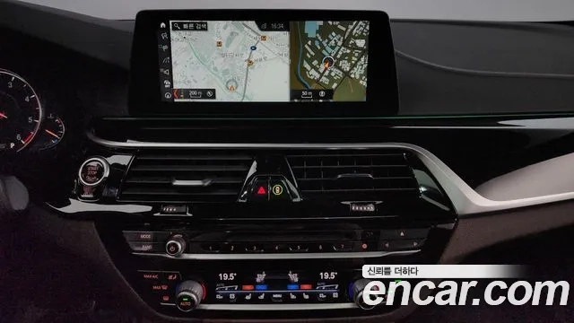 BMW 5 Series (G30) id 2892159 из Кореи 5