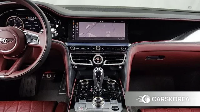 Bentley Flying Spur 3rd Generation 2022 Жемчужный цвет из Кореи, фото 5