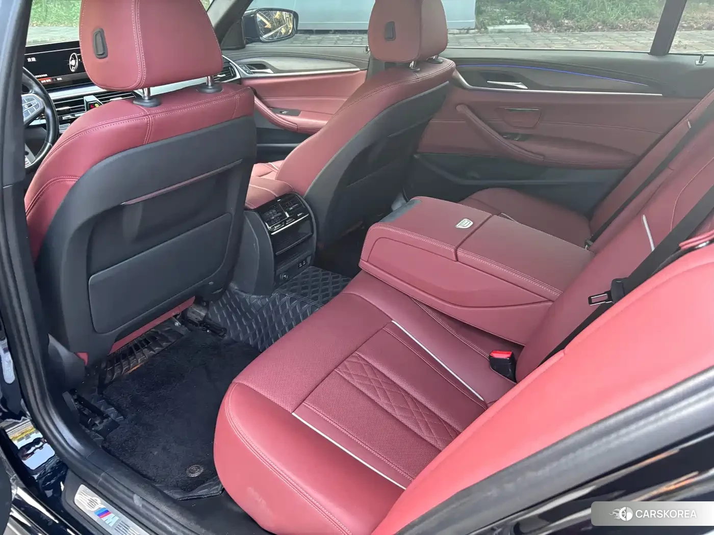 BMW 5 series 2023 Черный из Китая, фото 5
