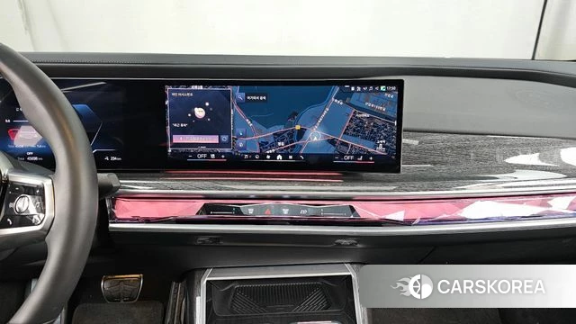 BMW i7 (G70) 2023 Белый из Кореи, фото 5